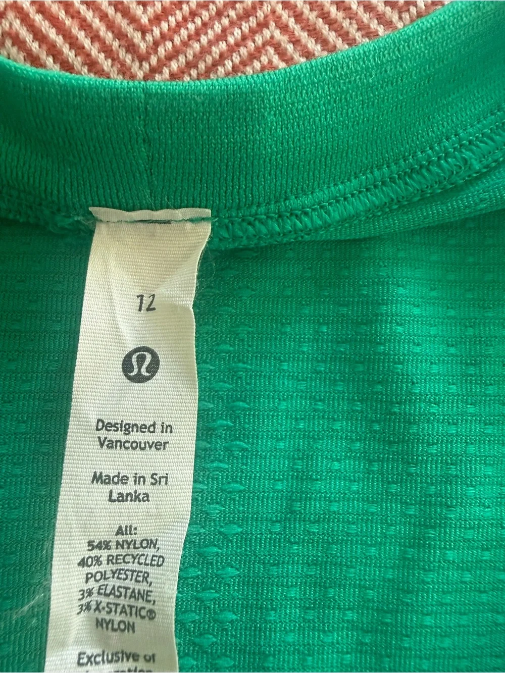 lululemon athletica swiftly Bright Emerald Crew Neck Top